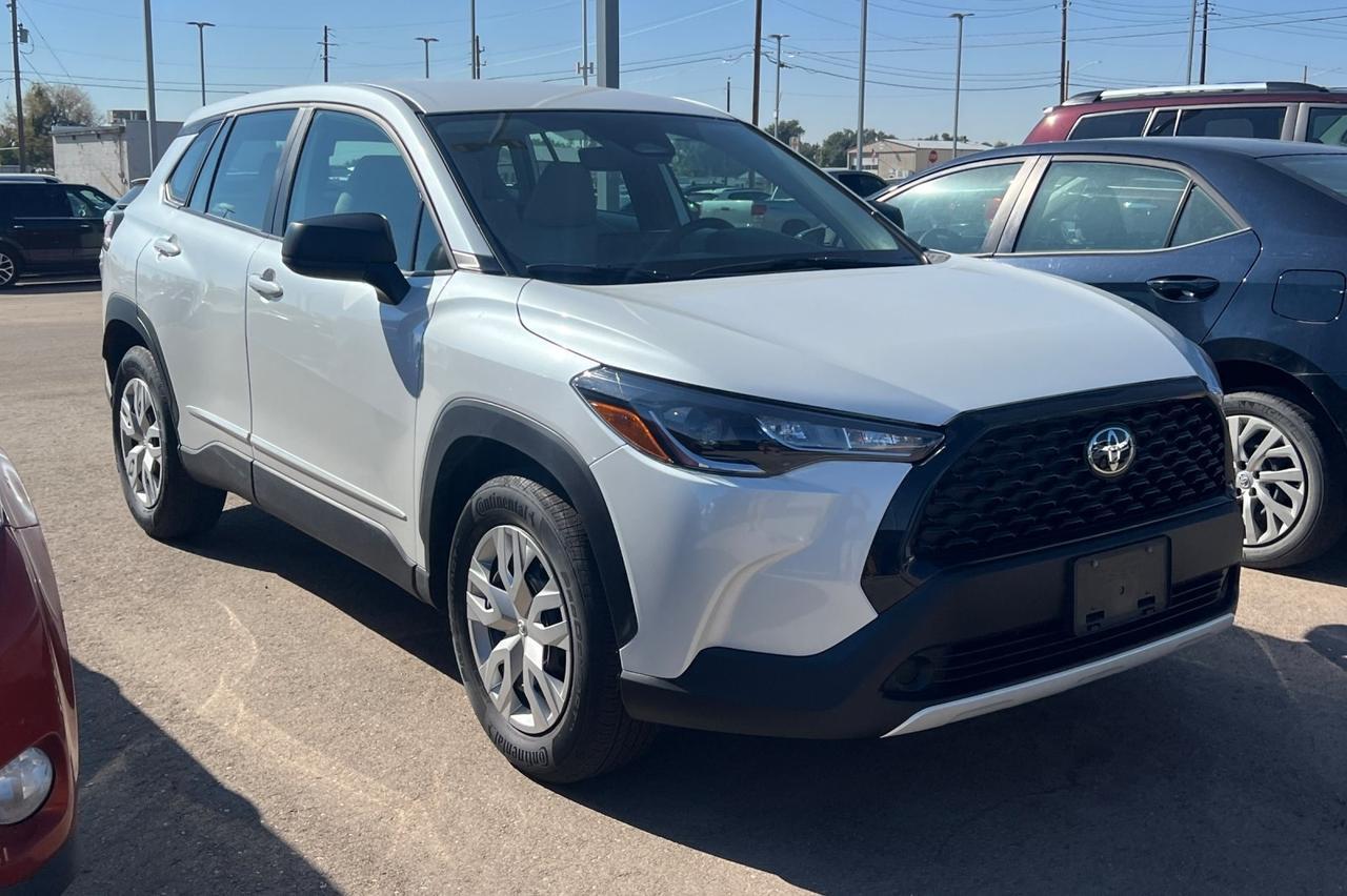 2024 Toyota Corolla Cross L Ontario OR