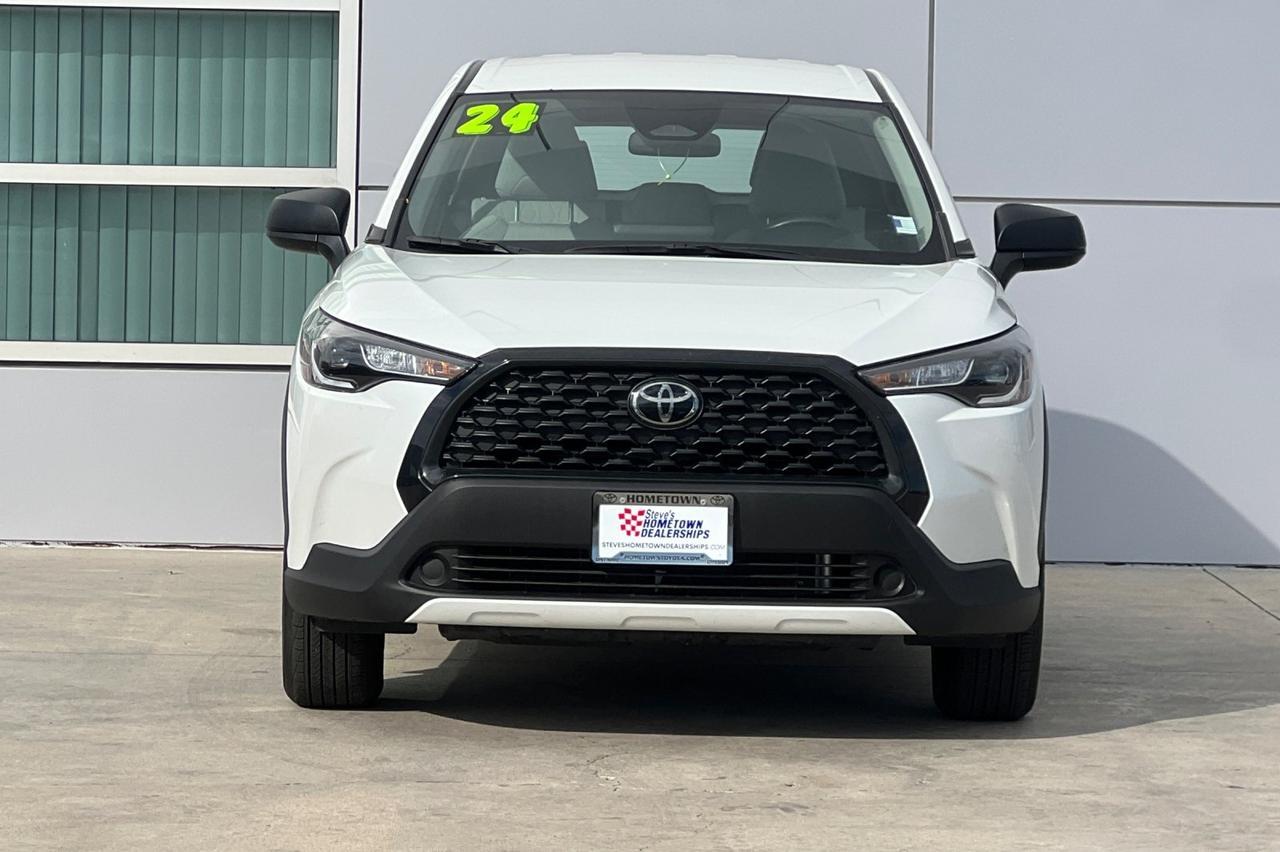 2024 Toyota Corolla Cross L Ontario OR