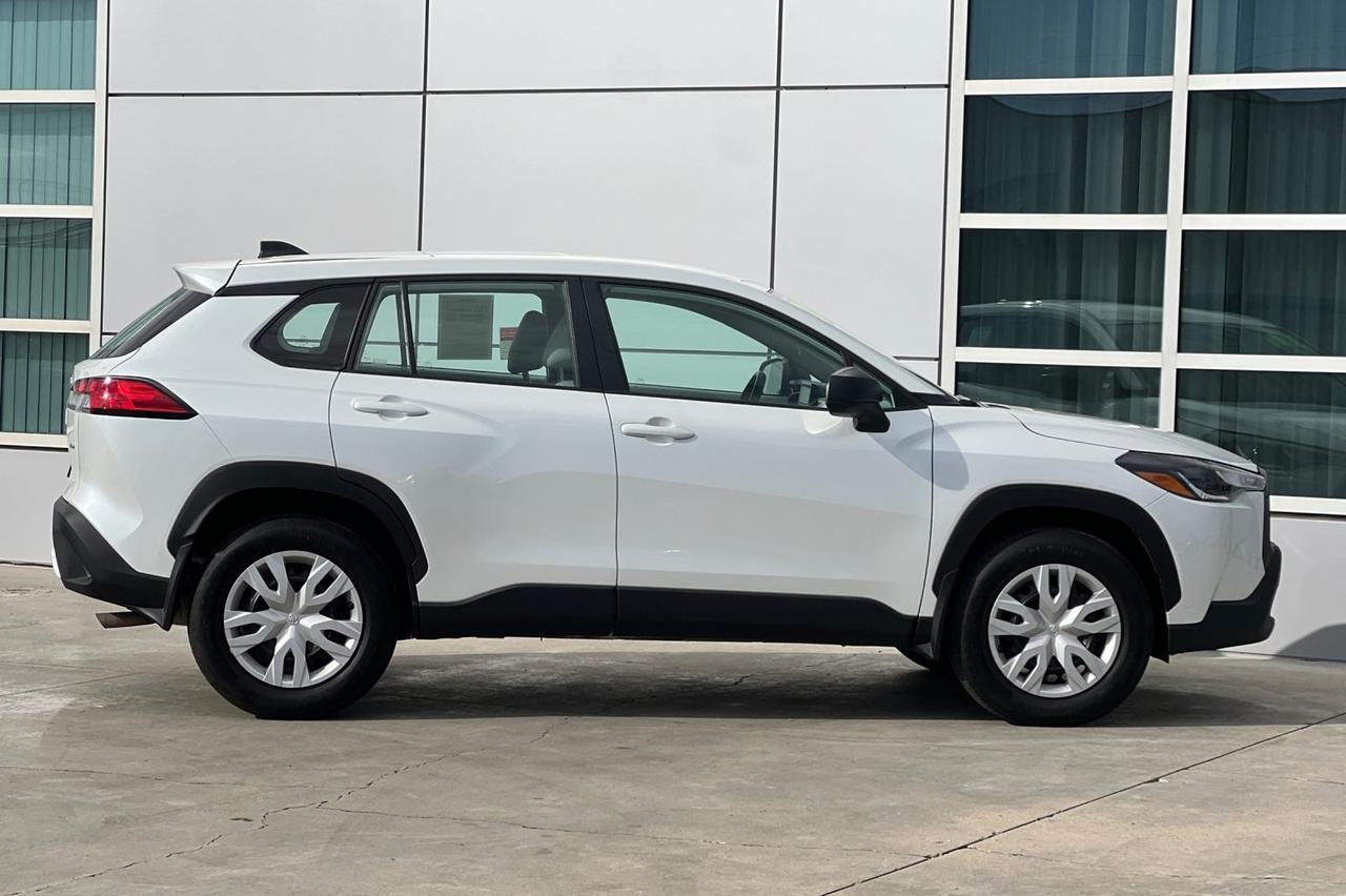 2024 Toyota Corolla Cross L Ontario OR
