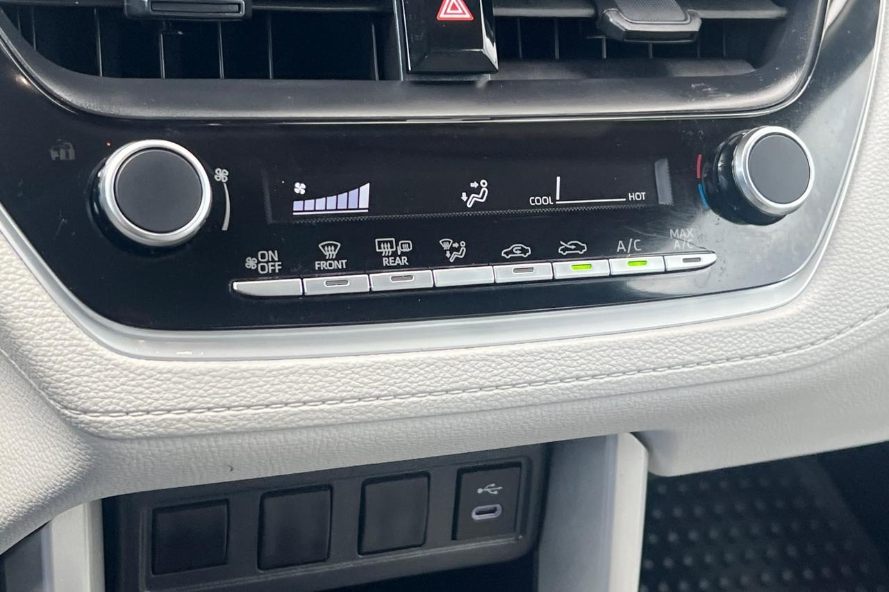 2024 Toyota Corolla Cross L Ontario OR