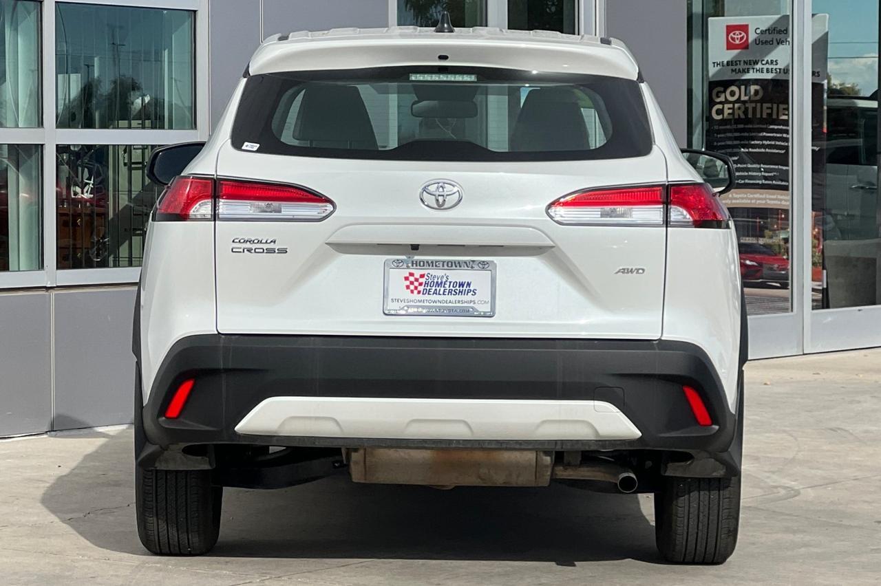 2024 Toyota Corolla Cross L Ontario OR
