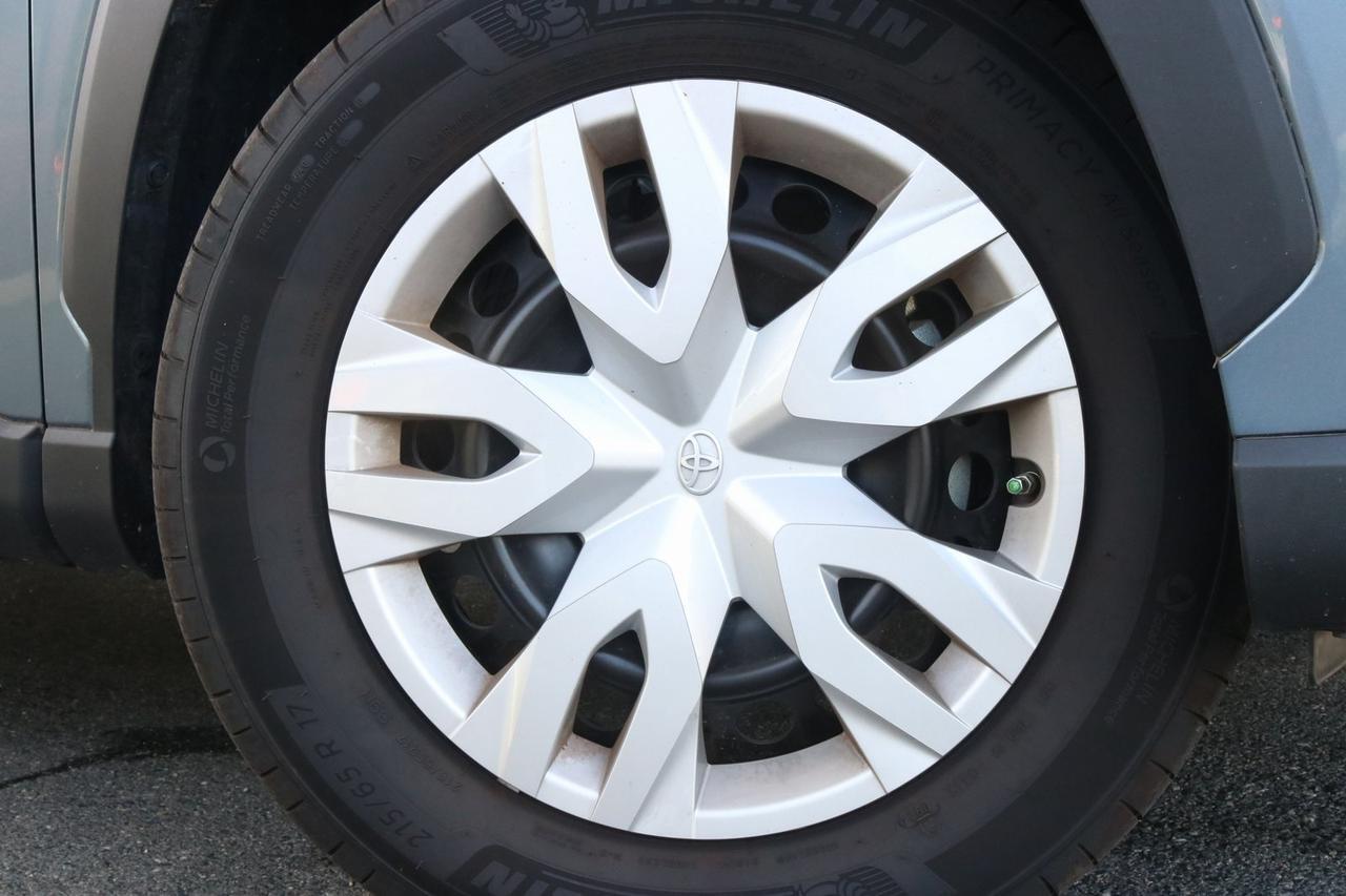 2024 Toyota Corolla Cross L Fredericksburg VA