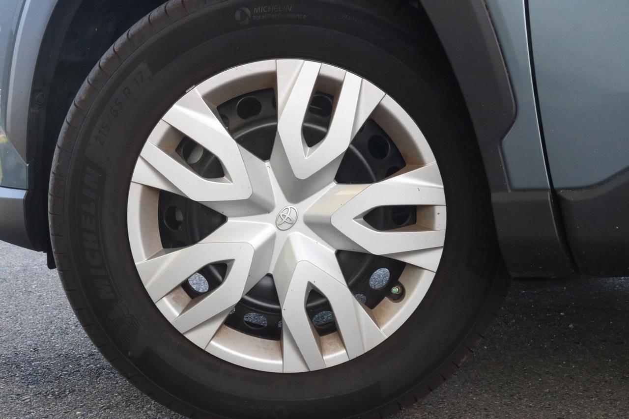 2024 Toyota Corolla Cross L Fredericksburg VA