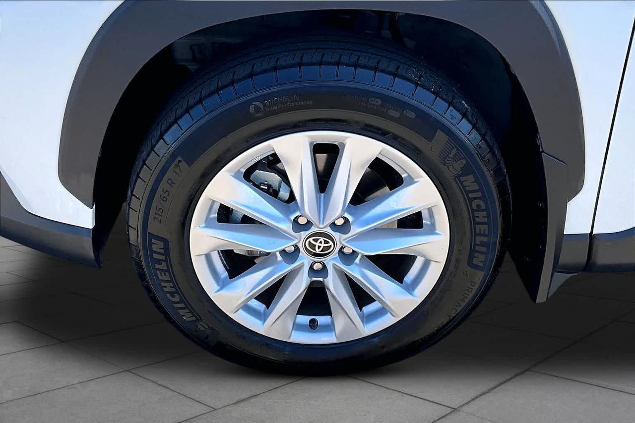 2024 Toyota Corolla Cross LE Folsom CA