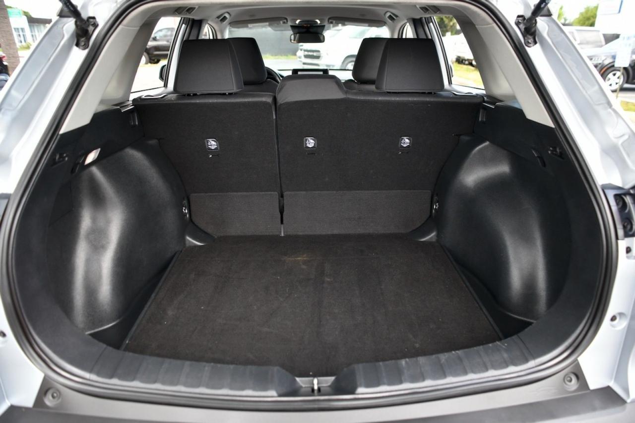 2024 Toyota Corolla Cross LE Lake Worth FL