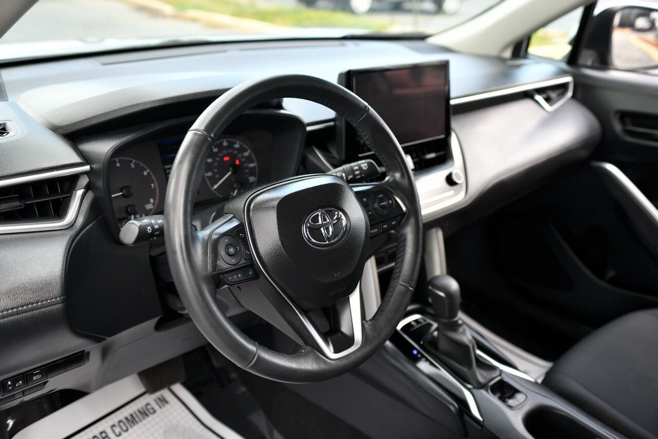 2024 Toyota Corolla Cross LE Doral FL