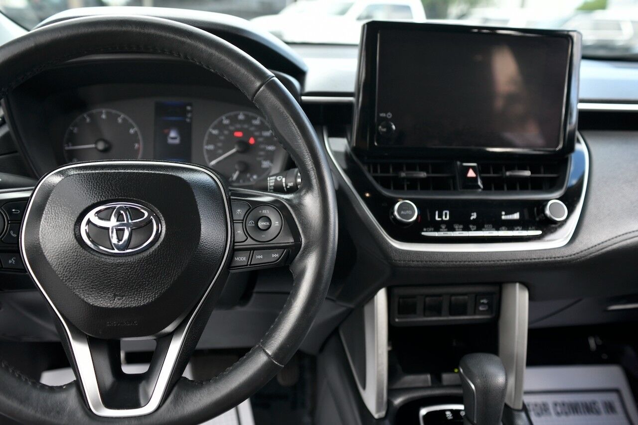 2024 Toyota Corolla Cross LE Doral FL