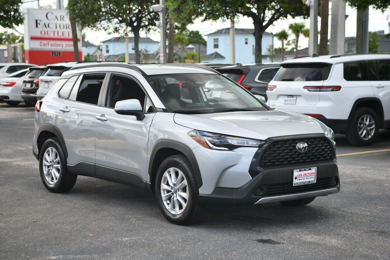 2024 Toyota Corolla Cross LE Doral FL