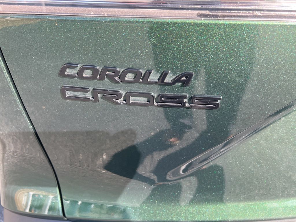 2024 Toyota Corolla Cross LE Mount Joy PA