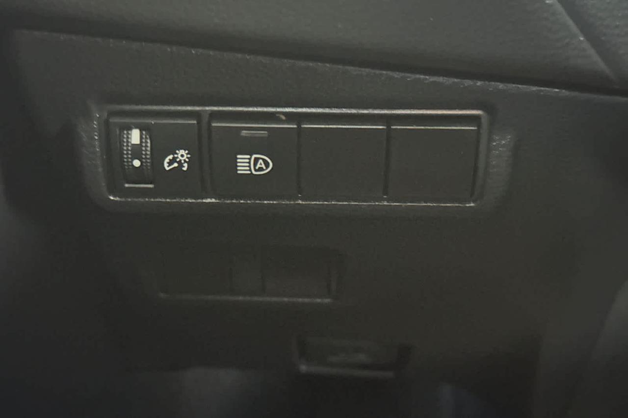 2024 Toyota Corolla Cross LE Roseville CA