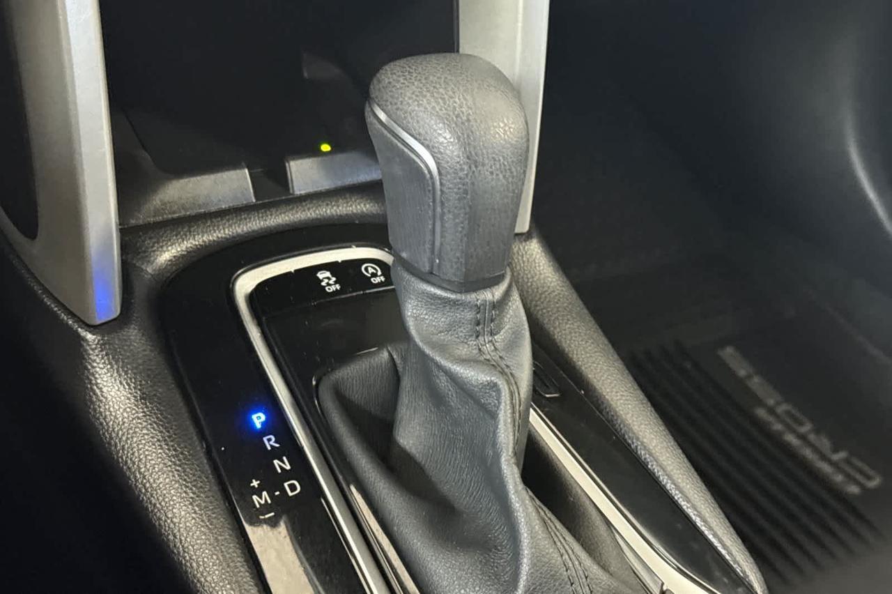 2024 Toyota Corolla Cross LE Roseville CA