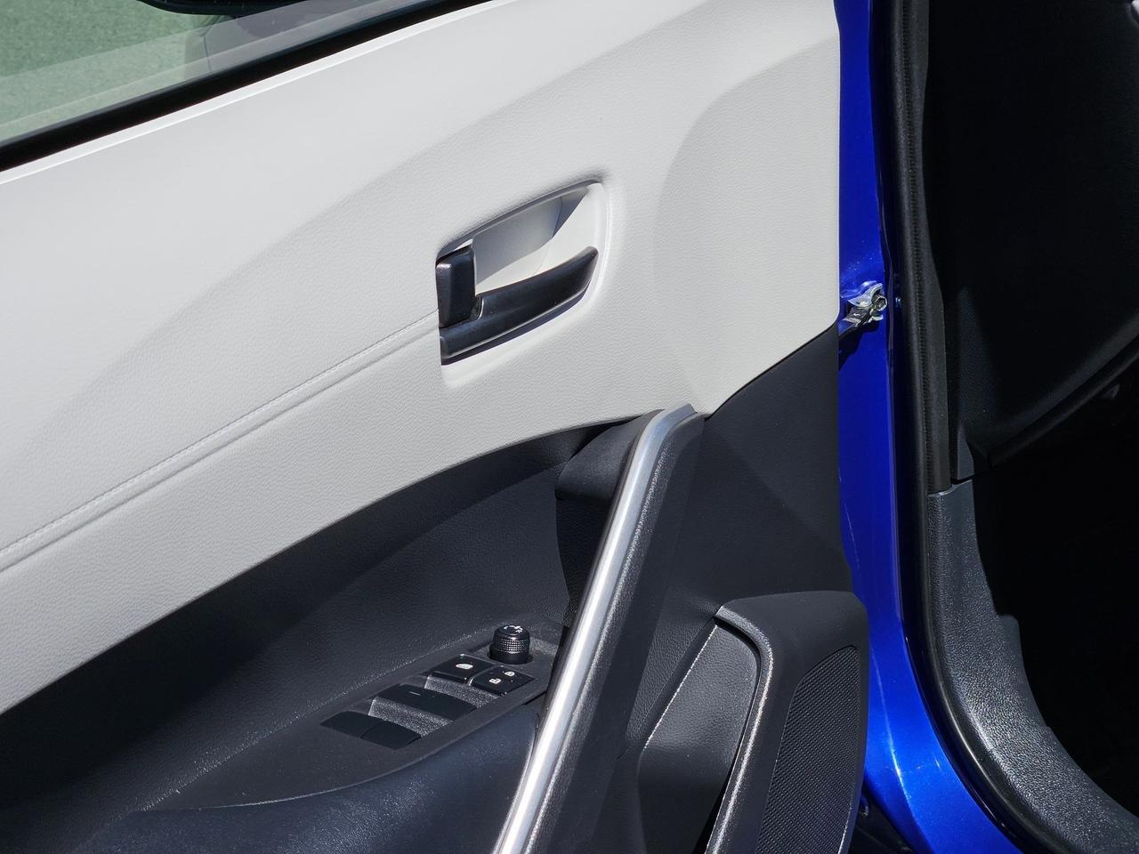 2024 Toyota Corolla Cross LE Castroville TX