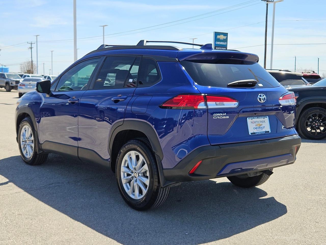 2024 Toyota Corolla Cross LE Castroville TX