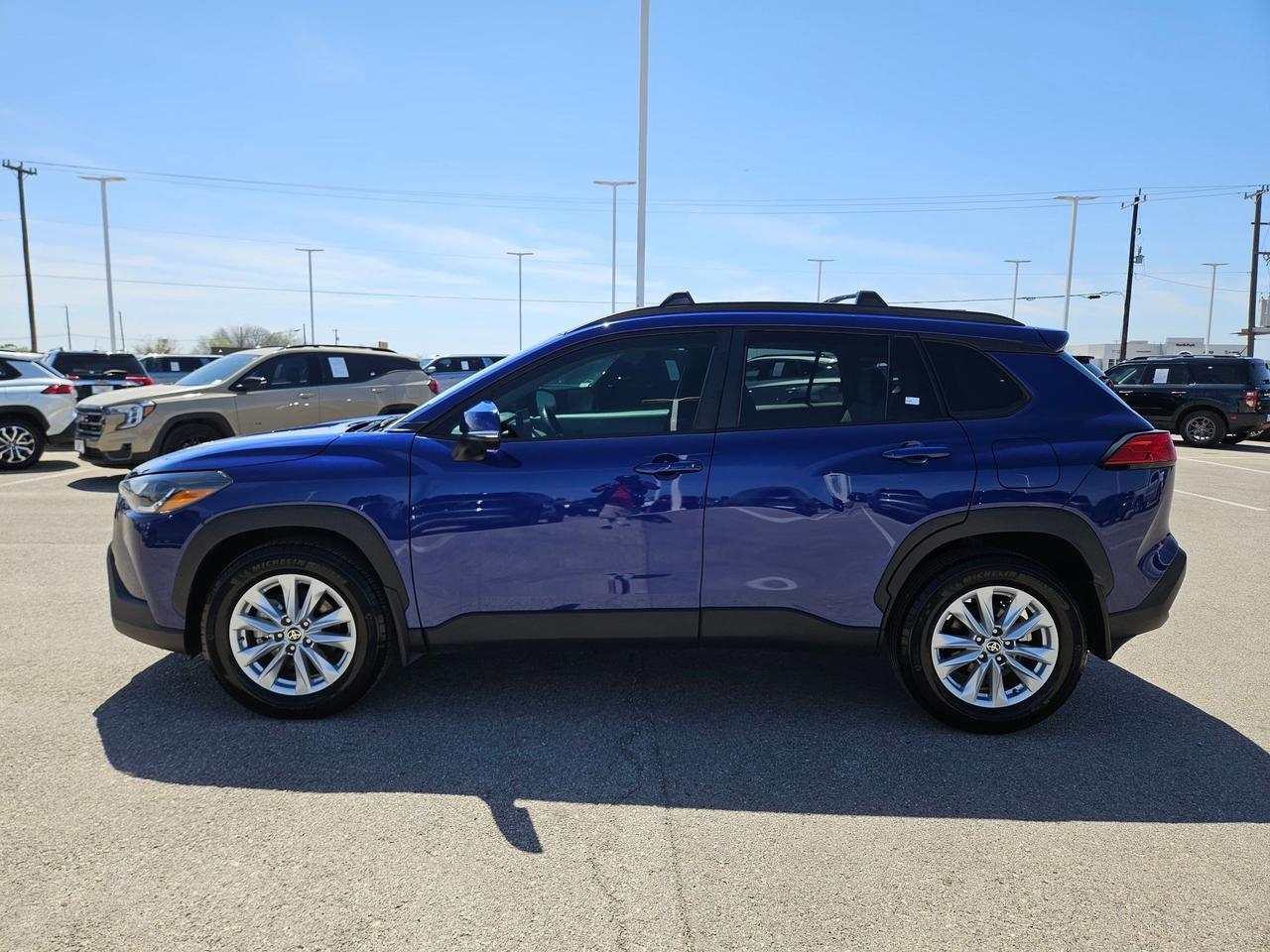 2024 Toyota Corolla Cross LE Castroville TX