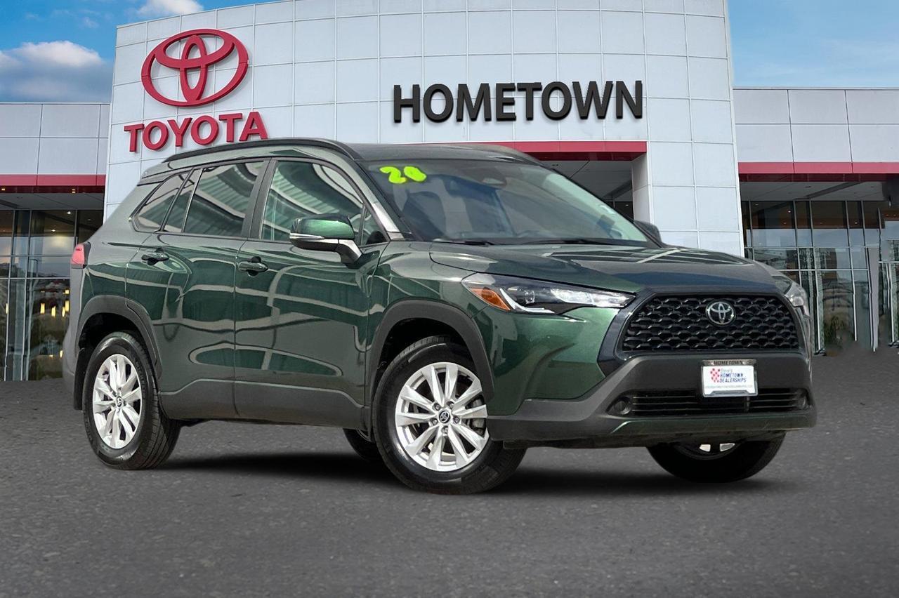 2024 Toyota Corolla Cross LE Ontario OR