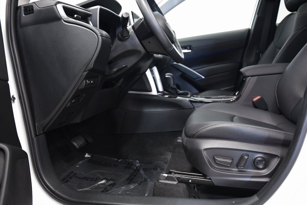 2024 Toyota Corolla Cross XLE Akron