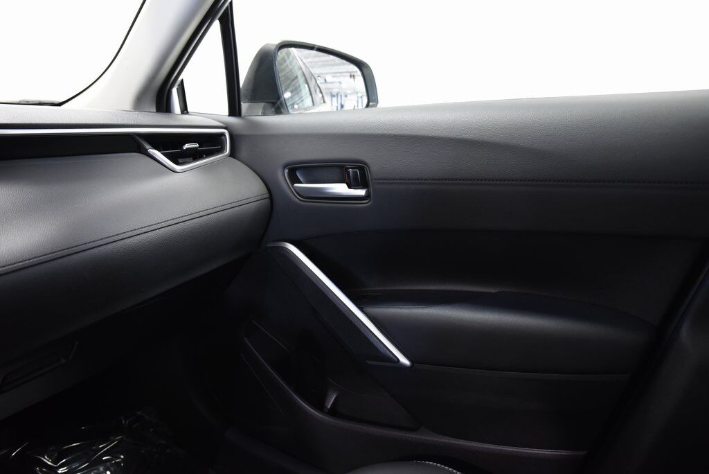 2024 Toyota Corolla Cross XLE Akron