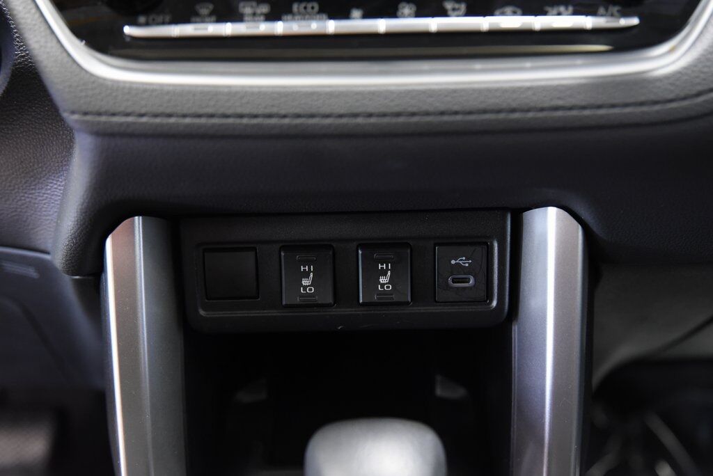 2024 Toyota Corolla Cross XLE Akron