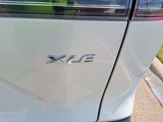 2024 Toyota Corolla Cross XLE Hurst TX