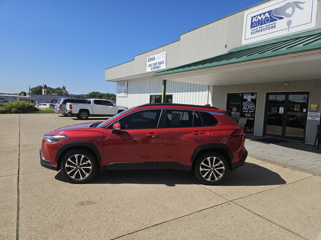 2024 Toyota Corolla Cross XLE Marietta OH