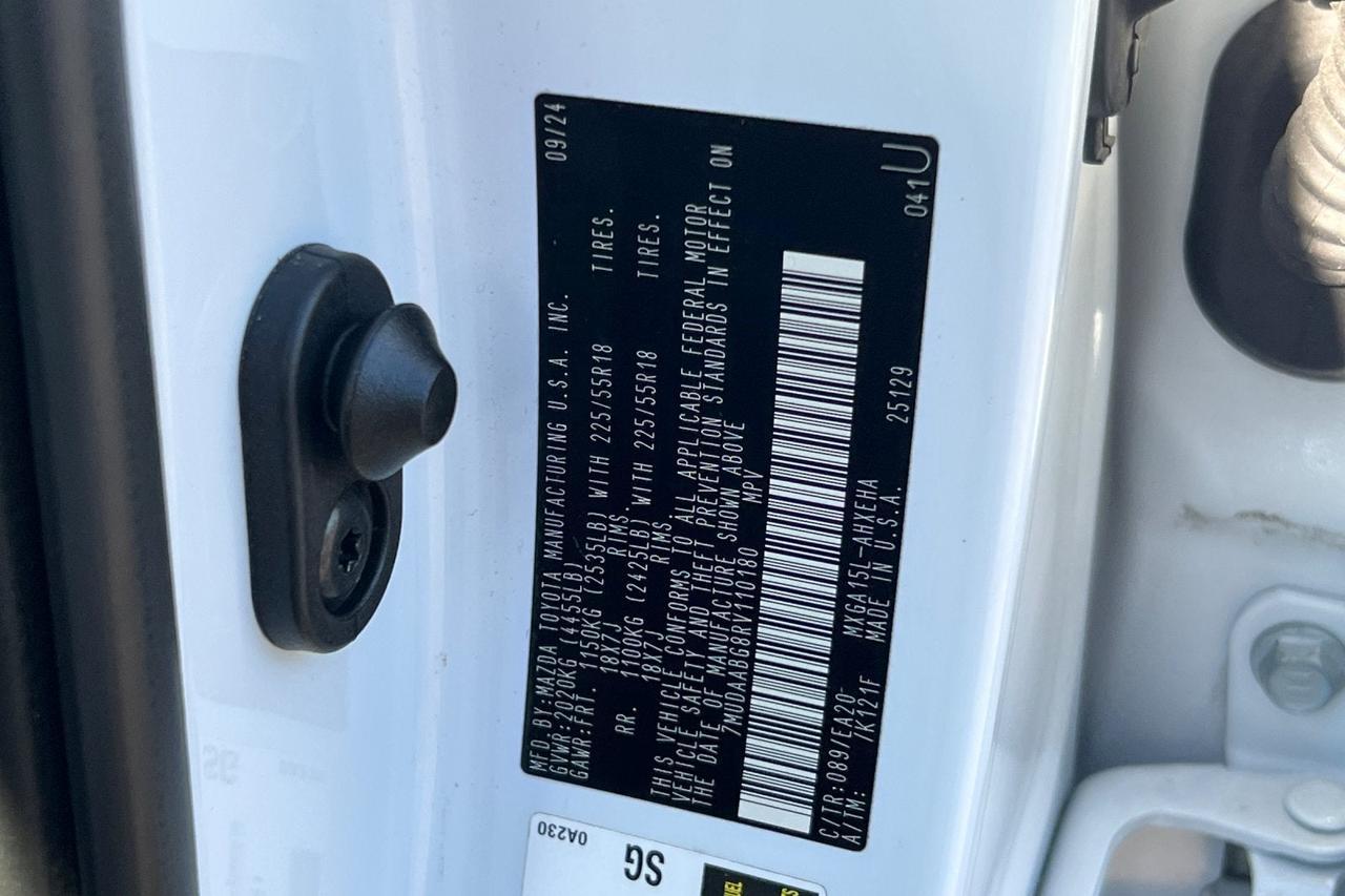 2024 Toyota Corolla Cross XLE Roseville CA