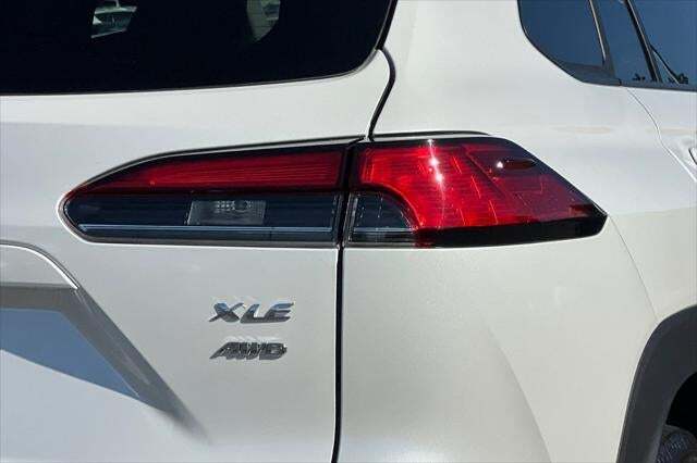 2024 Toyota Corolla Cross XLE Roseville CA