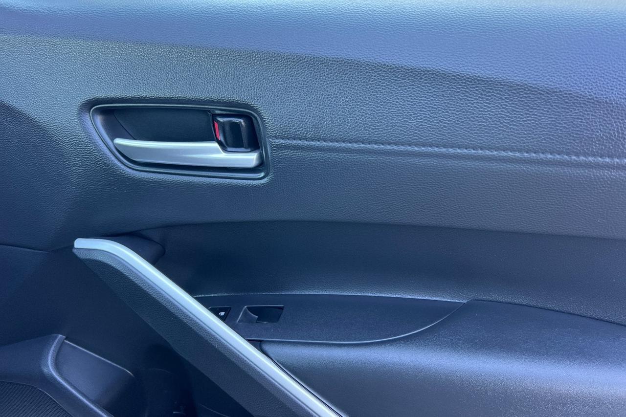 2024 Toyota Corolla Cross XLE Roseville CA