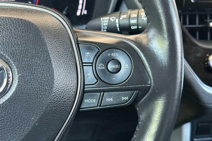 2024 Toyota Corolla Cross XLE Roseville CA