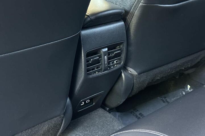 2024 Toyota Corolla Cross XLE Roseville CA