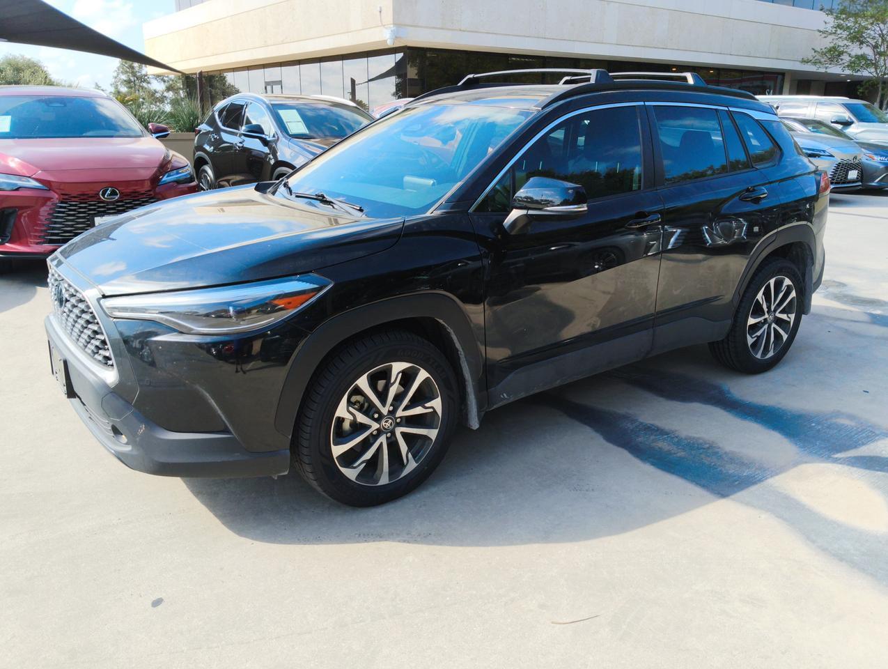 2024 Toyota Corolla Cross XLE