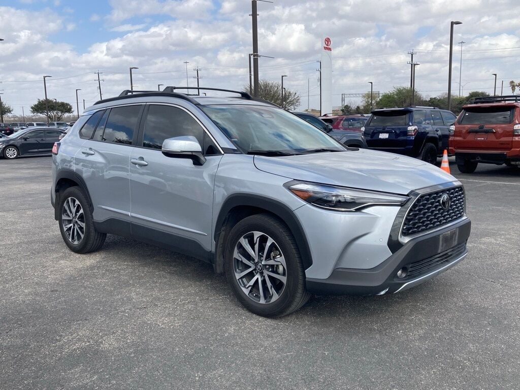 2024 Toyota Corolla Cross XLE San Antonio TX