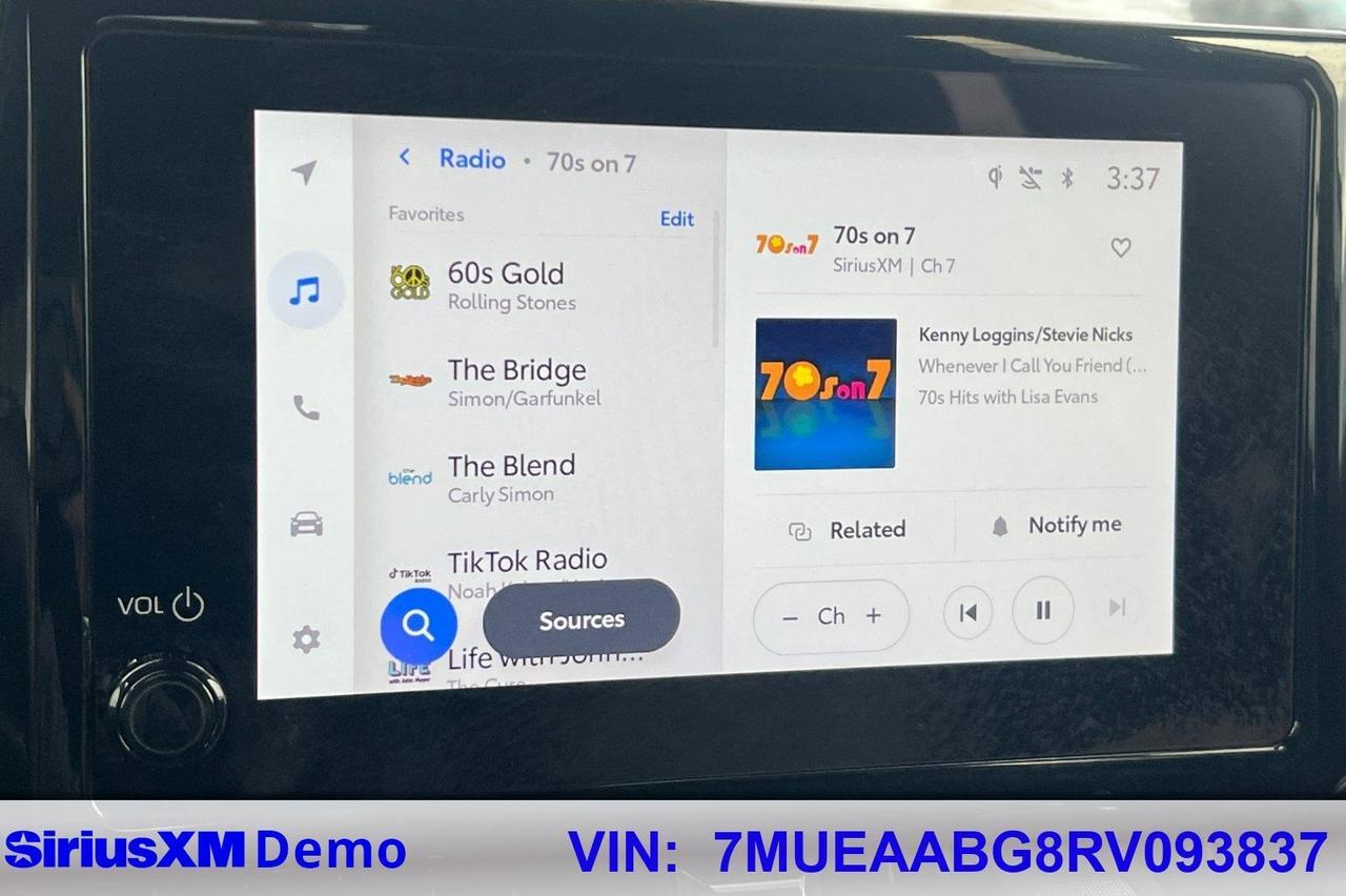 2024 Toyota Corolla Cross XLE Ontario OR