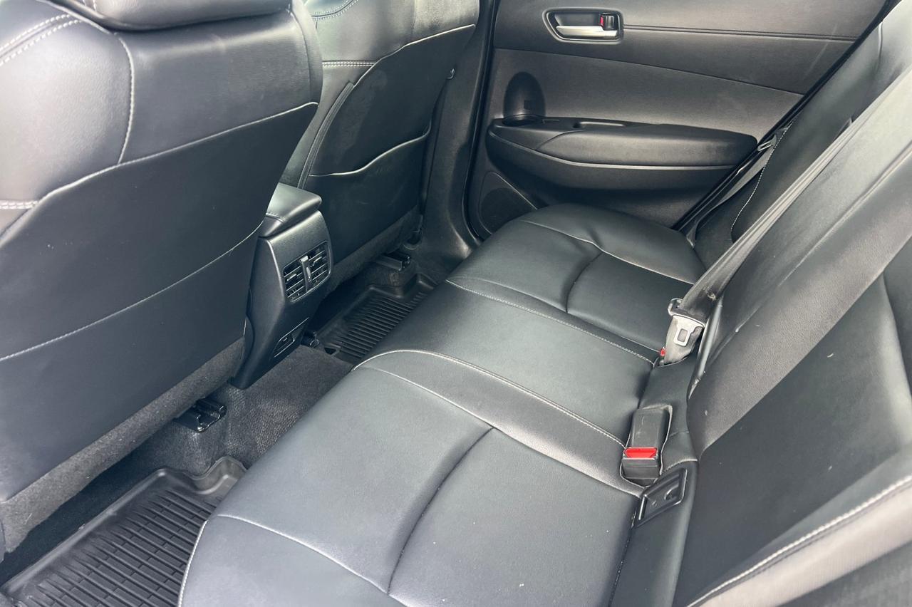 2024 Toyota Corolla Cross XLE Ontario OR