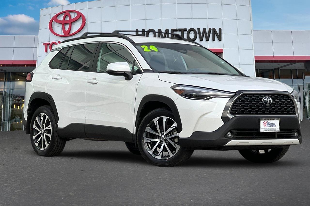 2024 Toyota Corolla Cross XLE Ontario OR