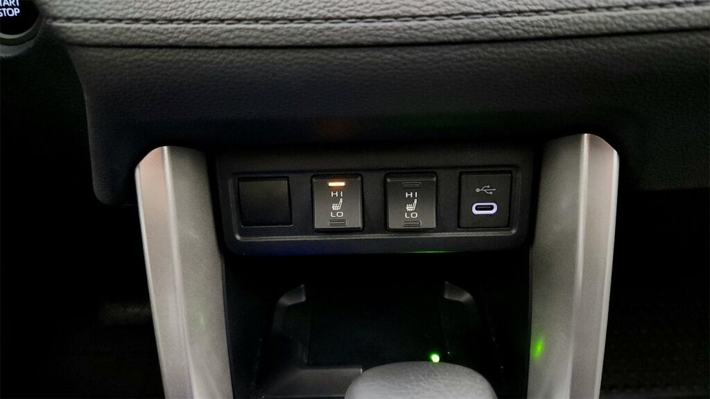 2024 Toyota Corolla Cross XLE Laurel MD