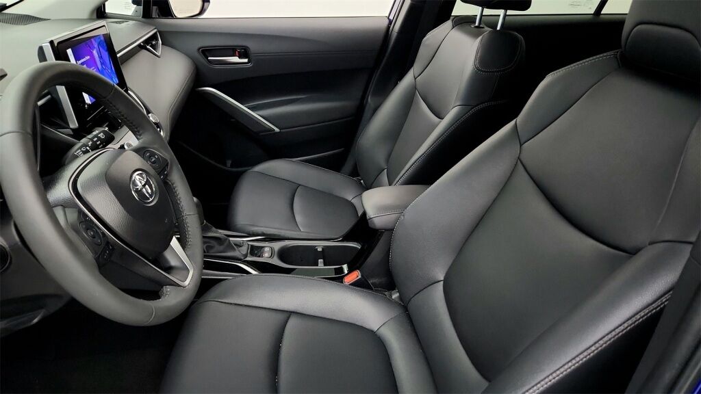 2024 Toyota Corolla Cross XLE Laurel MD