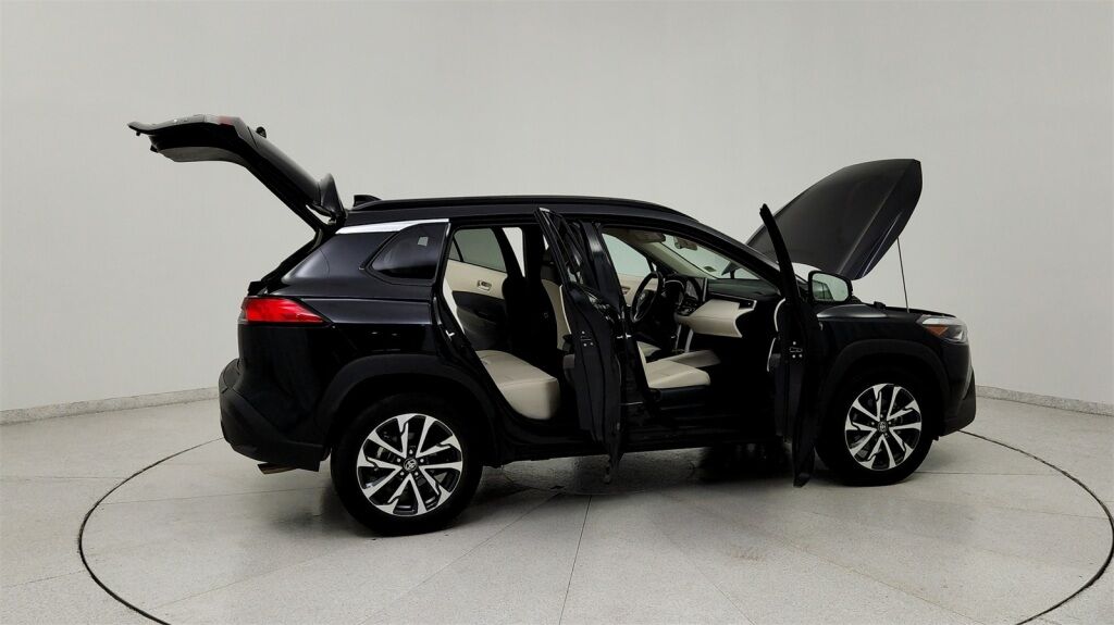 2024 Toyota Corolla Cross XLE Laurel MD