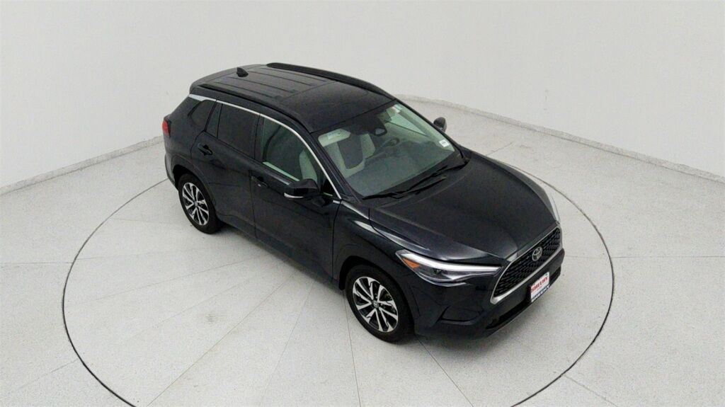 2024 Toyota Corolla Cross XLE Laurel MD