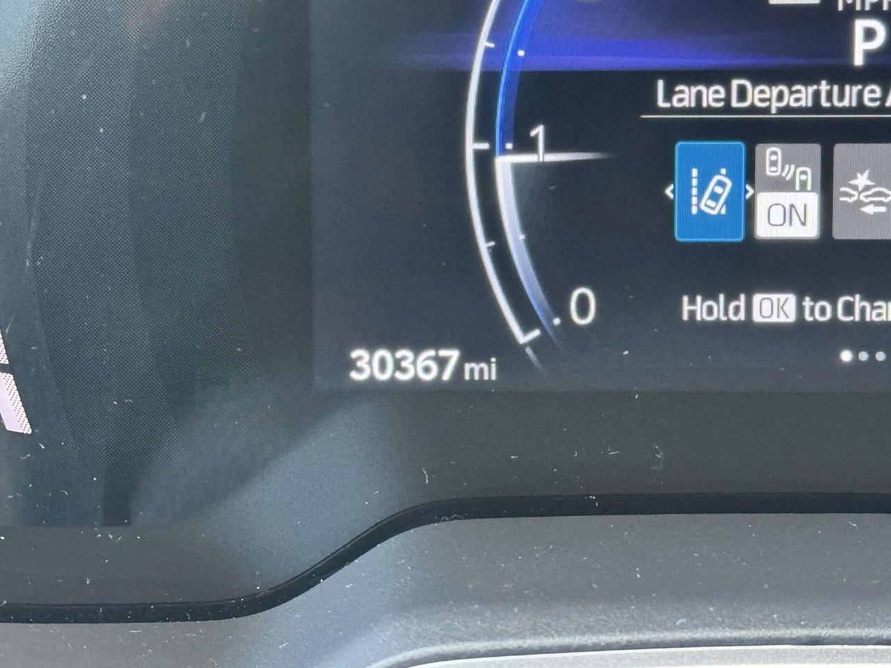 2024 Toyota Corolla Cross XLE Fredericksburg VA