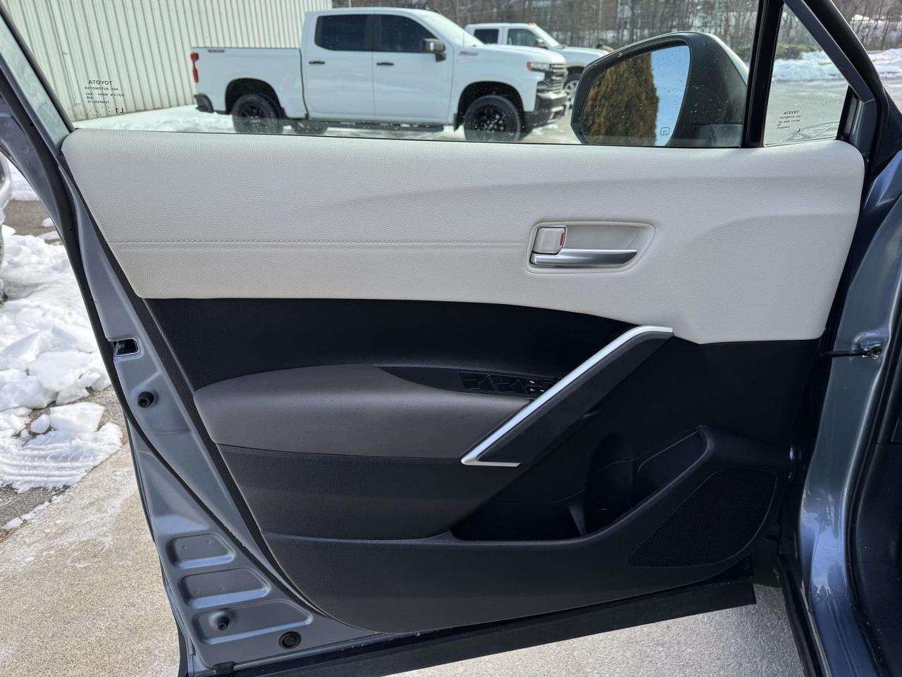 2024 Toyota Corolla Cross XLE Fredericksburg VA