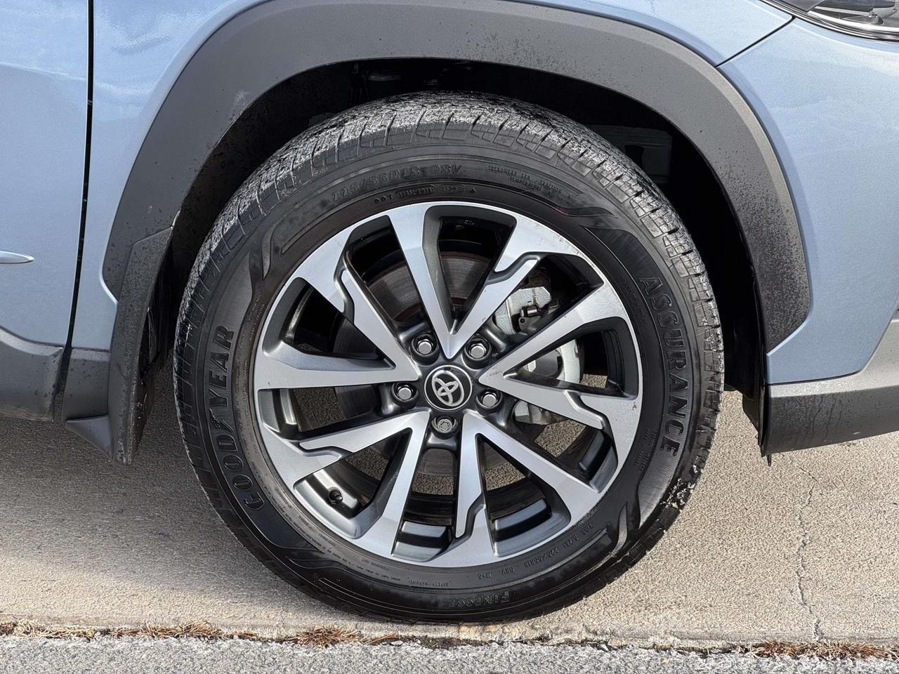 2024 Toyota Corolla Cross XLE Fredericksburg VA