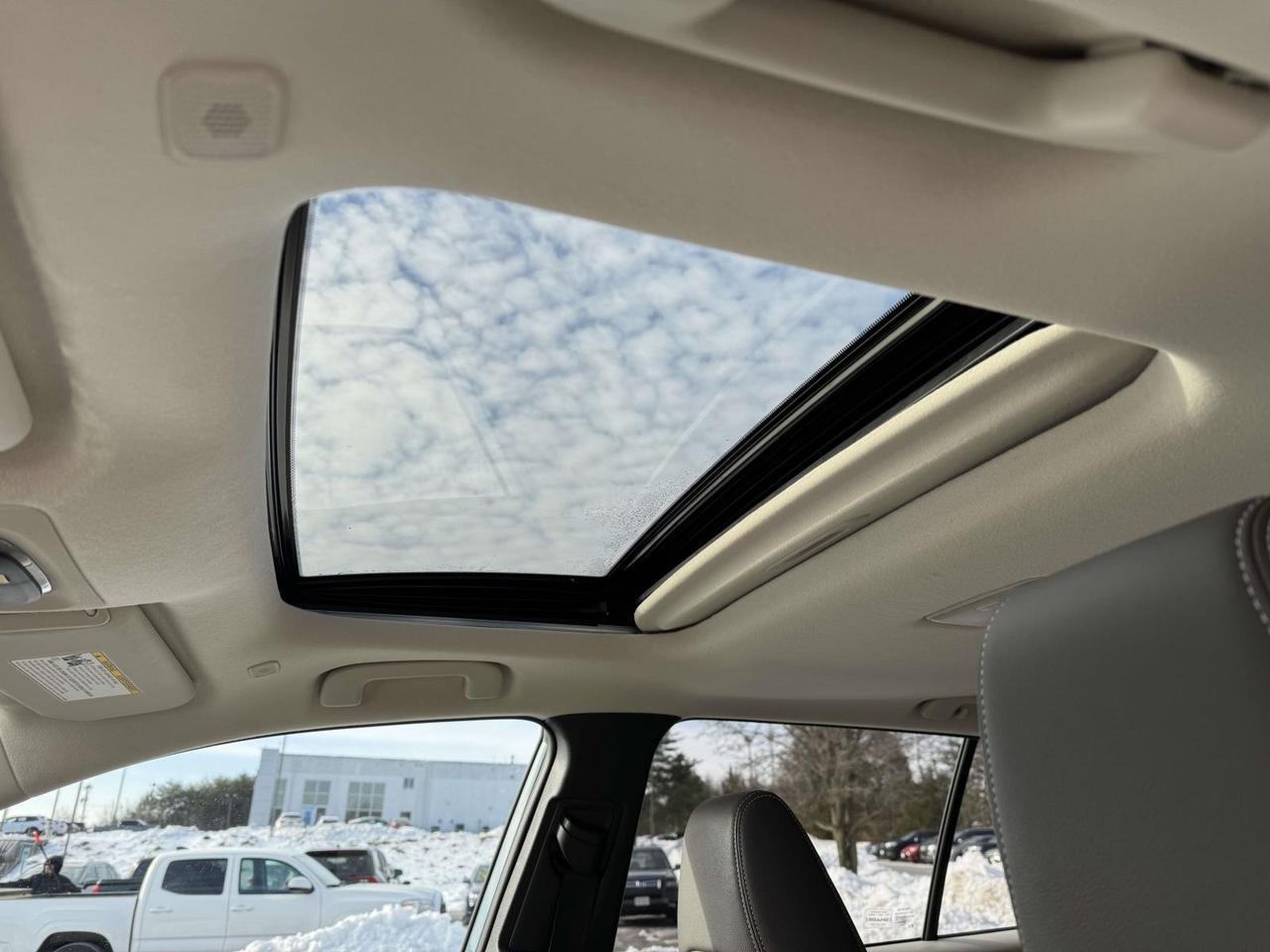 2024 Toyota Corolla Cross XLE Fredericksburg VA