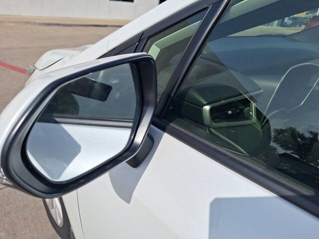 2024 Toyota Corolla Hatchback SE Hurst TX