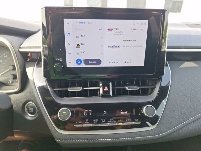2024 Toyota Corolla Hatchback SE Hurst TX