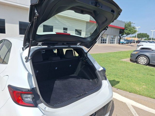 2024 Toyota Corolla Hatchback SE Hurst TX