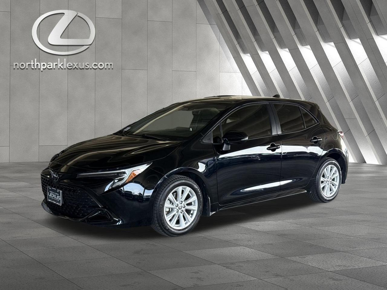 2024 Toyota Corolla Hatchback SE