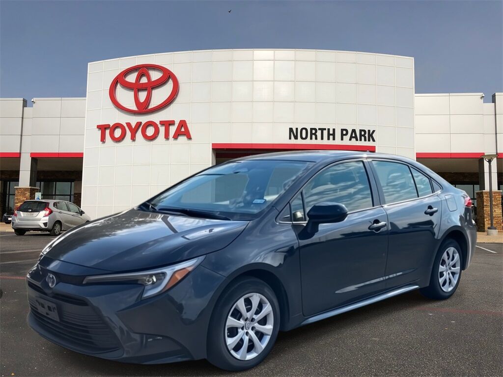 2024 Toyota Corolla Hybrid LE