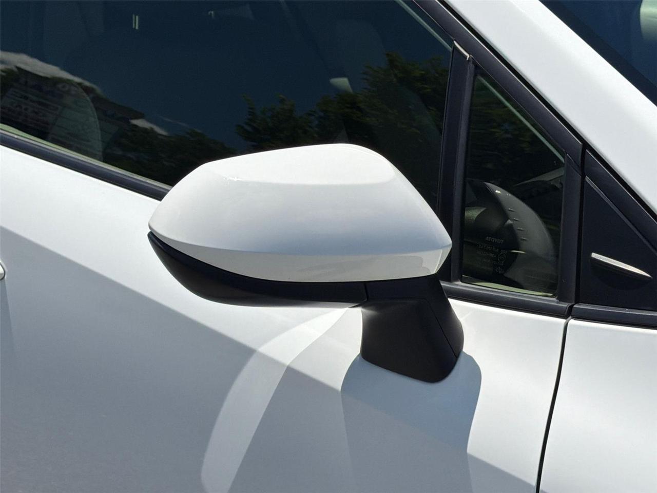 2024 Toyota Corolla Hybrid LE Hagerstown MD