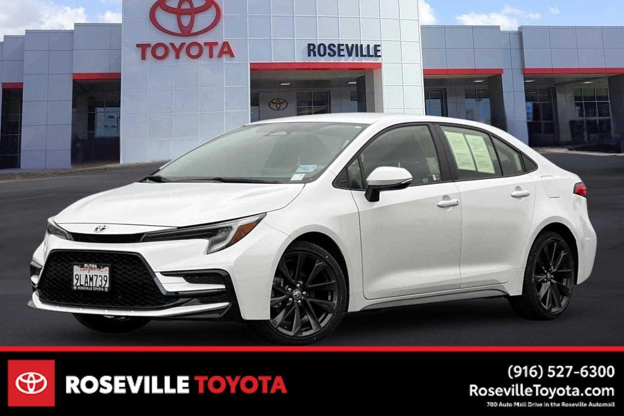 2024 Toyota Corolla Hybrid SE