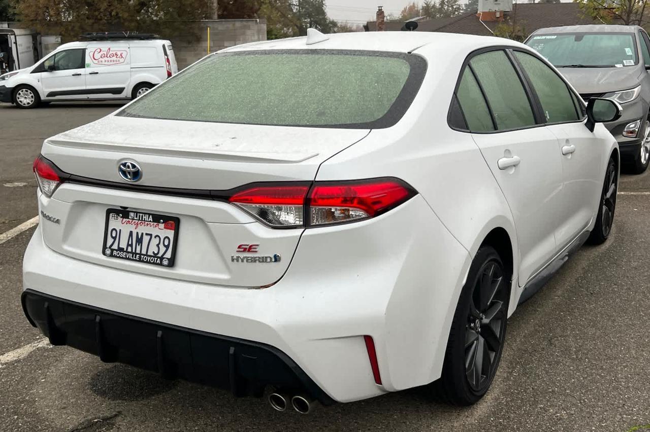 2024 Toyota Corolla Hybrid SE